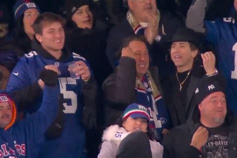 The DeVito Family Is Made For TV Fans Go Wild For Giants Quarterback S Family As Cameras