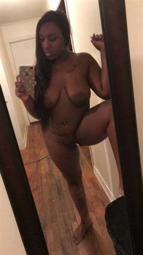 Ebony Mirror Selfie Shesfreaky