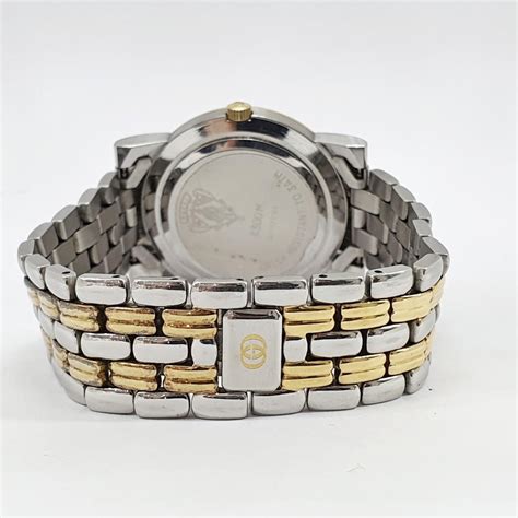 Gucci 4300m Classic Date Quartz Gold Steel 35mm Watch Luxury Watches
