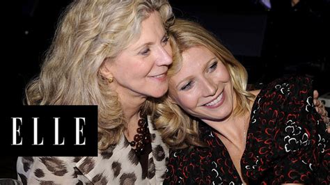 9 Gorgeous Celebrity Mother Daughter Pairs Elle Youtube Elle Wolf Wallpaper24