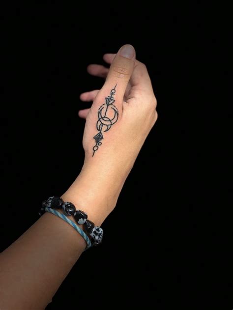 Pin By Paije Kuhn On Tattoos Wiccan Tattoos Wicca Tattoo Hand Tattoos