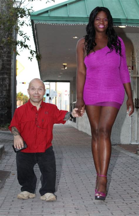 World S Strongest Dwarf To Wed 6ft 3in Tall Transgender Woman Daily Record