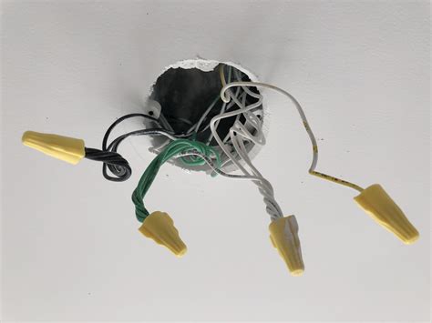 How To Wire A Light With Multiple Blackwhitegreen Wires From The