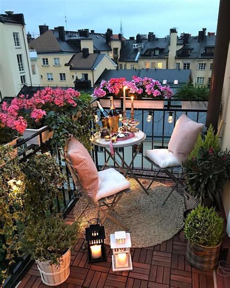 Inspiration For Small Apartment Balconies In The City Idee Balcone