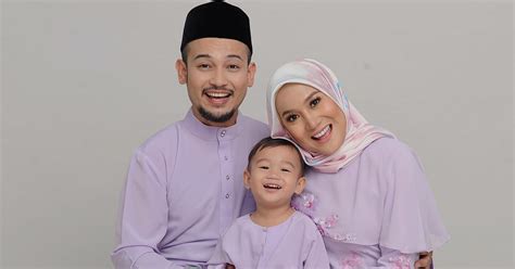 Yana samsudin sedang fokus dalam bidang pengacaraan. "Jangan Panik, Enjoy The Moment…" Yana Samsudin Kongsi ...