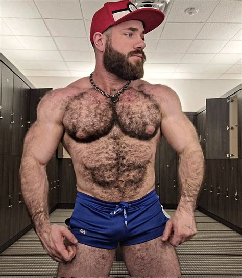 Redwred On Twitter Always Trying To Look Cute At The Gym Hoping To