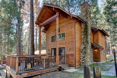 Redwoods In Yosemite 12 Cabin Twelve Log Cabins Wawona United