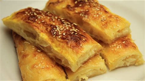 Hazır Baklava Yufkasından Peynirli Sodalı Rulo Börek Tarifi YouTube