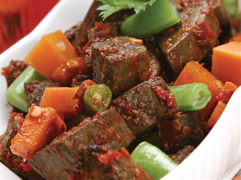 Jun 13, 2021 · resep sambal goreng kentang ati. Resep Sambal Goreng Kentang Hati Favorit Semuanya — Royal ...