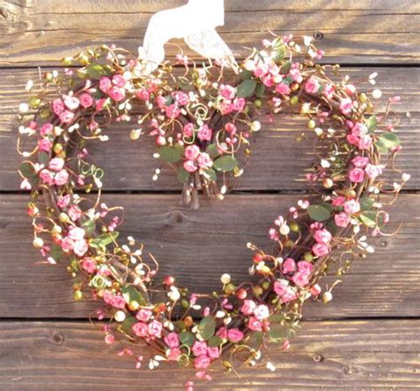 Heart Shaped Wreath Pink Roses Valentines Day Heart Shaped