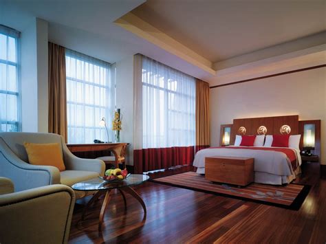 Este es el book 2, referente a movimientos de la figura humana. Premier Suite | Pulse Grande Hotel