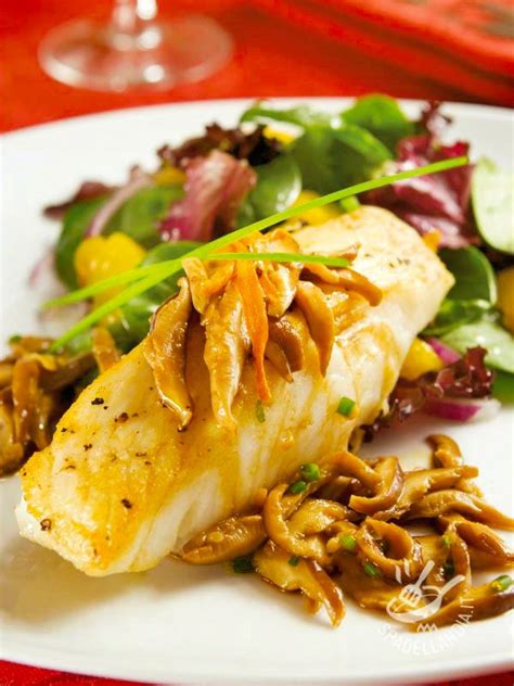 Results for filetto di branzino alla mediterranea translation from italian to german. Filetto di branzino alla boscaiola | Ricetta | Ricette ...