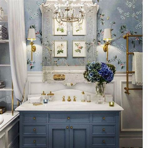 Such A Pretty Blue And White Bathroom Made Up Of Traditional Elements Of