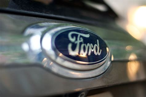 Ford Y General Motors Ahora Compiten Por Los Primeros Lugares En Ventas
