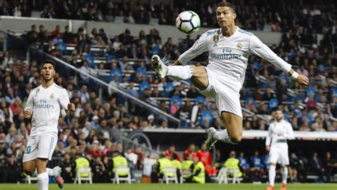 Karim benzema continues his rich scoring form as real madrid warm up for wednesday's champions league fixture against liverpool with victory over eibar. Real Madrid Hoy / Real Madrid vs Mallorca EN VIVO ONLINE ...