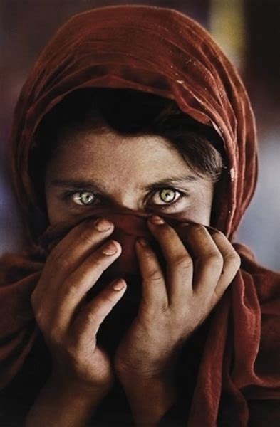 Artnet Tumblr Afghan Girl In 1984 Brilliant Photojournalist