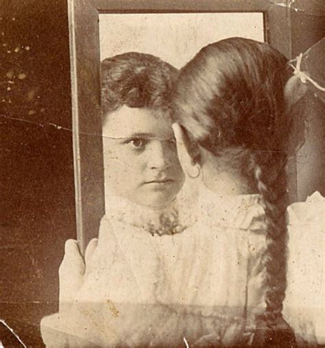 Victorian Beauties 31 Interesting Photos Show Ladies In Front Of