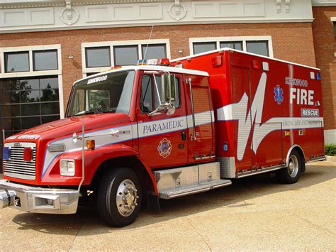 Freightliner FLD Wallpaper