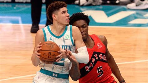 Lamelo ball, número 3 del último draft y uno de los candidatos a rookie del año en las primeras quinielas nba el novato de los hornets se queda a cero en su primer partido oficial. Best NBA players 2021: LaMelo Ball, Tyler Herro lead watch ...