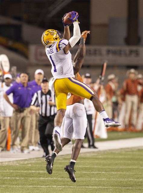 The rookie wide out for the cincinnati bengals is putting up historic numbers and added another. Ja'Marr Chase of LSU Wins the 2019 Biletnikoff Award Which ...