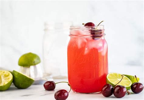 Fresh Cherry Limeade Recipe Refreshing Summer Drink Cherry Limeade
