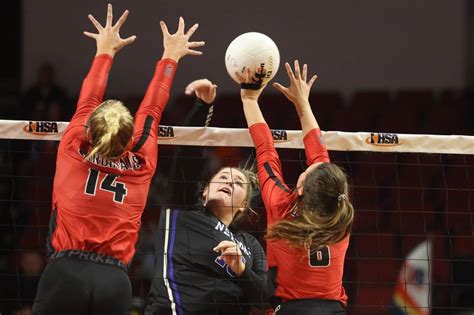 Girls Volleyball Newman Falls To Norris City Omaha Enfield Finishes