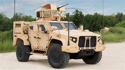 The Armys 30 Billion Humvee Replacement Climbs Out Of A