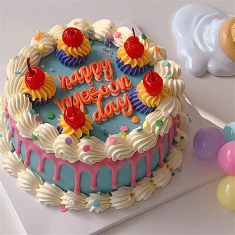 Pin By Alia On Bd Cake Pretty Birthday Cakes Cute Baking Cute