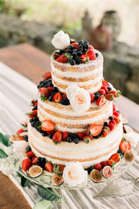 Beautiful Red And White Wedding Cake