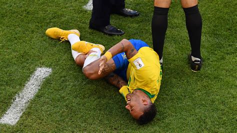 fifa 2018 more neymar rolling in tonight s world cup match vogue