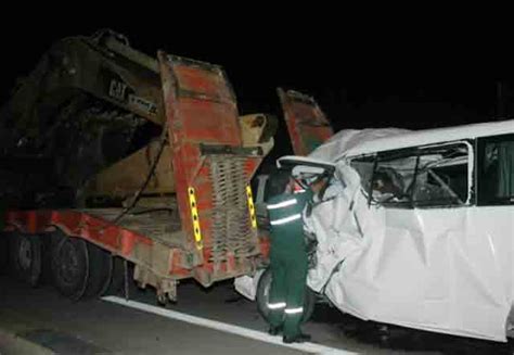 Five Killed In Horrific Vehicle Crash In Uae Uae Gulf News