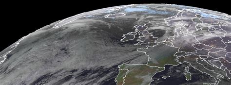 Severe Weather Warnings Up As Storm Atiyah Heads Toward Ireland And The