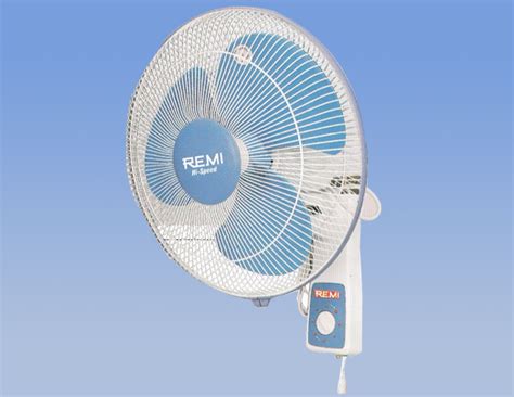 Remi royale wall fan is comes with 400 mm sweep size and the speed of this fan at the rate of 1700 rpm. Remi Fans