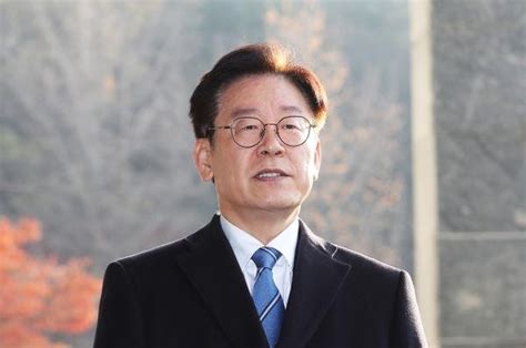 South Korean Police Find Governors Wife Made Defamatory Tweets