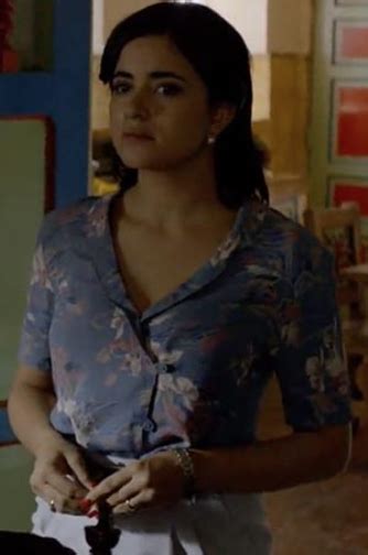 Tata Escobars Outfits In Narcos Rfindfashion