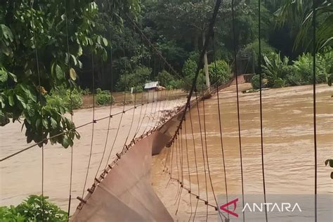 15 Anak Hanyut Terbawa Arus Banjir Di OKU Sumatra Selatan Ini