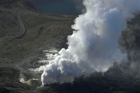 No Go Warning As Japan Volcano Erupts For First Time In 250 Years Abs