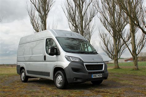 Peugeot Boxer Review 2021 Parkers