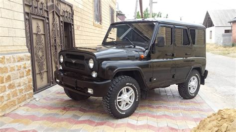 Model ten zaprezentowany został po raz pierwszy w 2002 roku a do produkcji seryjnej skierowany został w 2003 roku. UAZ Hunter - specifications, photos, video, overview