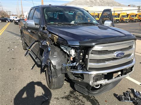 Wrecked My Supercab Today Front End Hit Ford F150 Forum Community