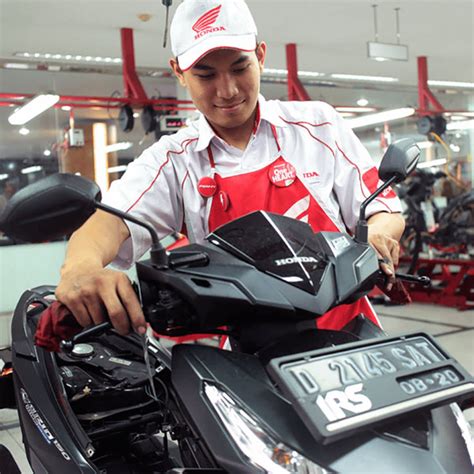 Sayangnya program ini baru bisa support untuk komputer windows saja. √ Aplikasi Pembukuan Bengkel Motor dan Mobil Gratis