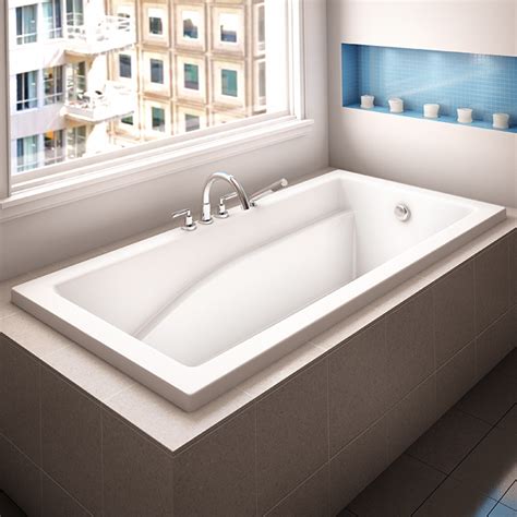 An alcove bathtub makes the most of the space you've got. Alcove Caprice Podium Bathtub
