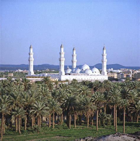 Islami Pictures