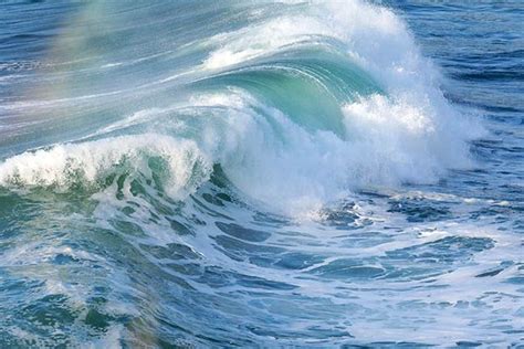 The Smell Of Ocean Bing Images Ocean Painting Ocean Waves Waves