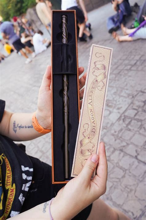 The Ultimate Guide To Harry Potter Wands 2023 Harry Potter Decor, Harry