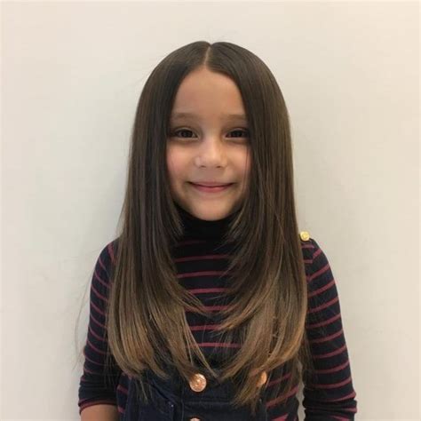 Use 1 ½ curling iron or slightly larger to just grab and flip out the tips of the hair. 11 Attractive Layered Haircuts for Little Girls to Try ...