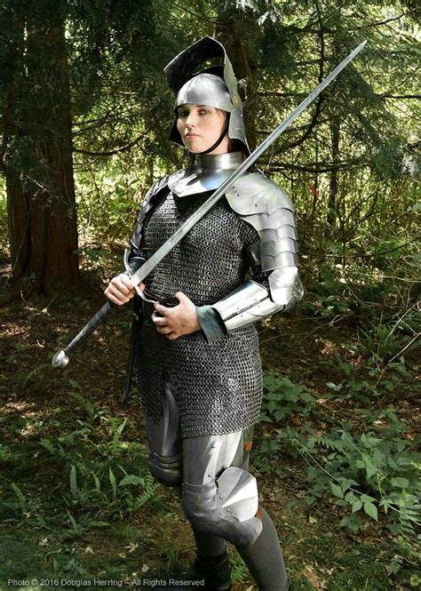 Pin By Infinitum3d On Women In Armor Warrior Woman Female Armor Female Knight