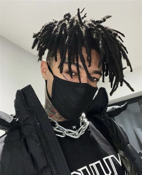 Pin By 𝐾𝑦𝑖𝑒𝑚𝑎 On Scarlxrd Dreadlock Hairstyles For Men Cool