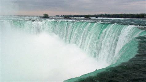 Most Beautiful Waterfalls In Canada 🇨🇦 Hiideemedia