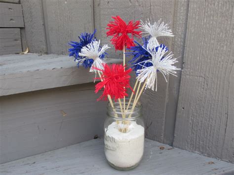 Craft Klatch How To Make An Easy Fourth Of July Fireworks Centerpiece